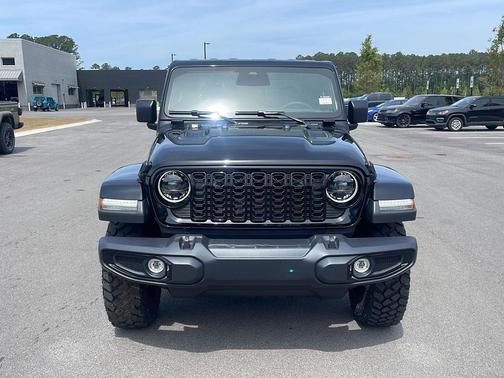 Black Clearcoat 2026 Jeep Gladiator Willys 4x4