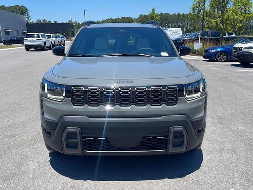Sting-Gray Clearcoat 2026 Jeep Cherokee Limited