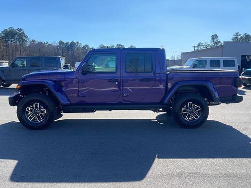 Reign 2026 Jeep Gladiator Mojave X 4x4
