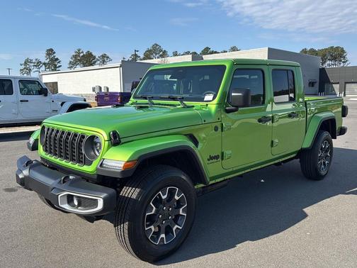 2026 Jeep Gladiator Sahara 4x4