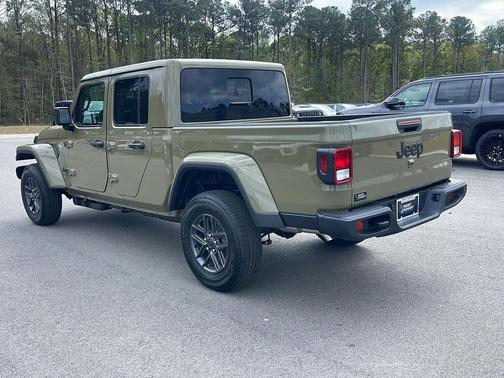 41 2026 Jeep Gladiator Sport S