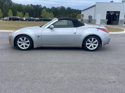 Chrome Silver Metallic 2004 Nissan 350Z Touring