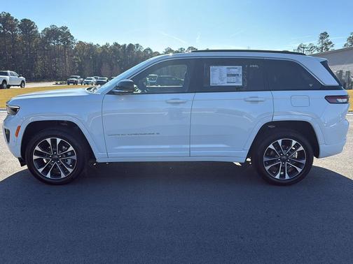 2025 Jeep Grand Cherokee Overland