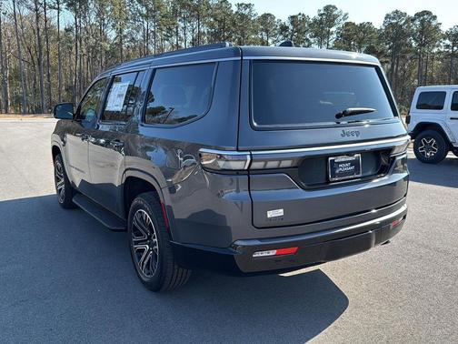 2026 Jeep Grand Wagoneer 4x4