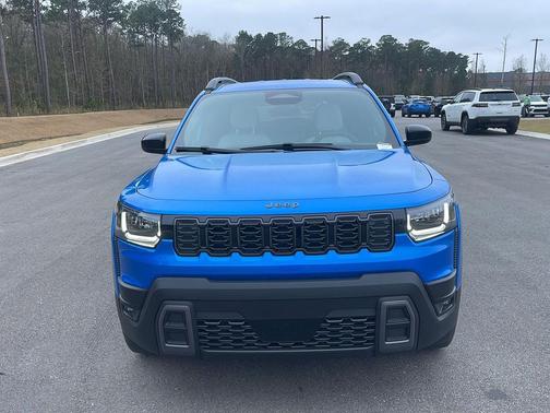 Hydro Blue Pearlcoat 2026 Jeep Cherokee Laredo 4x4