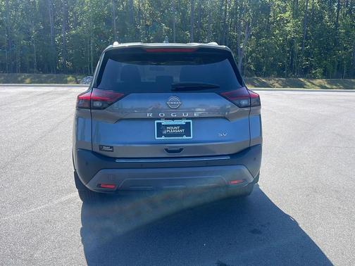 Gun Metallic 2023 Nissan Rogue SV