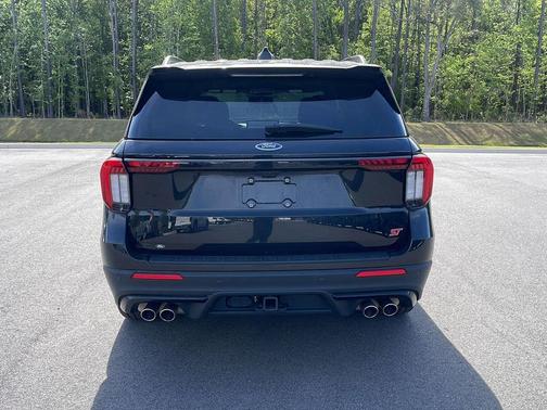 AGATE BLACK METALLIC 2025 Ford Explorer ST