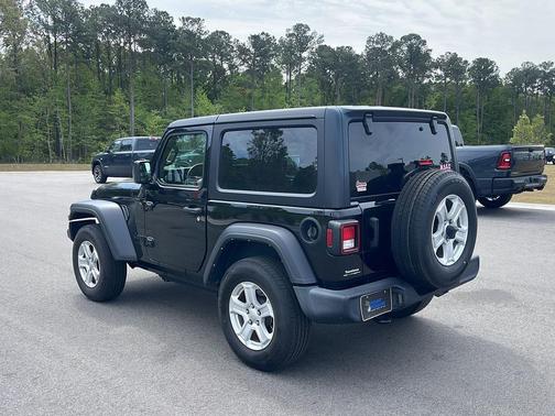 2022 Jeep Wrangler Sport S