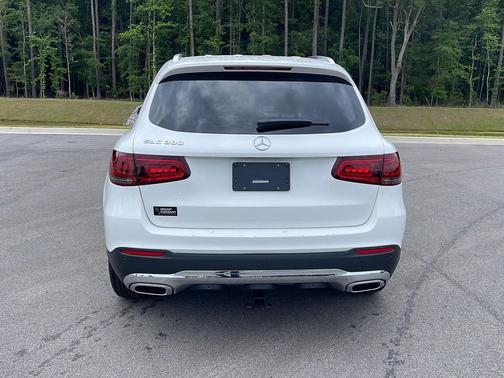 Polar White 2022 Mercedes-Benz GLC 300 Base