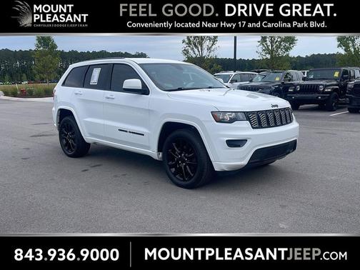 Bright White Clearcoat 2017 Jeep Grand Cherokee Altitude