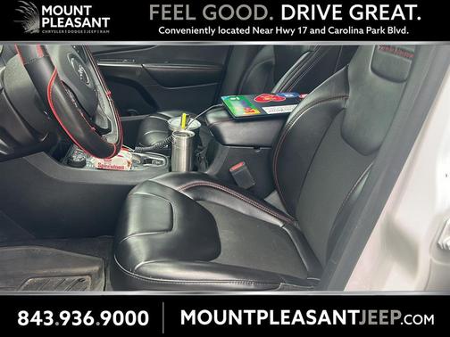 Bright White Clearcoat 2022 Jeep Cherokee Trailhawk
