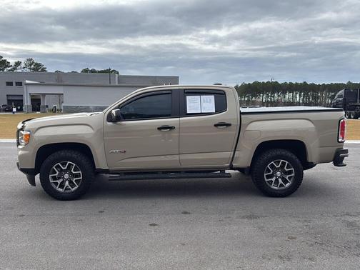2022 GMC Canyon AT4