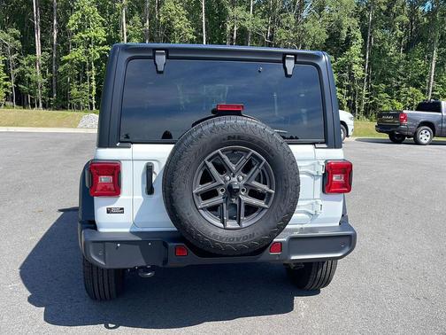 Bright White Clearcoat 2025 Jeep Wrangler Sport S