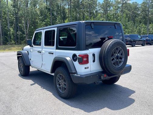Bright White Clearcoat 2025 Jeep Wrangler Sport S