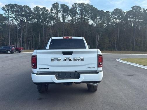 2026 RAM 2500 Big Horn Crew Cab 4x4 6'4' Box