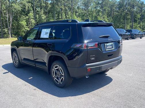 Diamond Black Crystal Pearlcoat 2026 Jeep Cherokee Limited