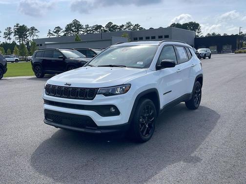 Bright White Clearcoat 2026 Jeep Compass Sport