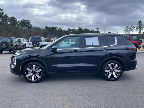 2025 Mitsubishi Outlander SE 2.5 S-AWC