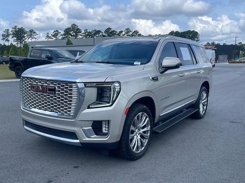 Pearl Beige Metallic 2021 GMC Yukon Denali