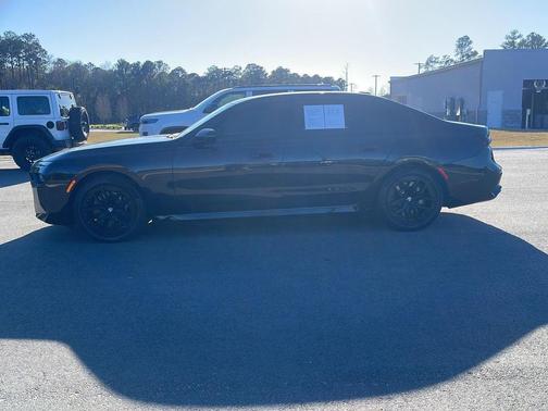 2023 BMW 760 i xDrive