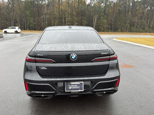 2023 BMW 760 i xDrive