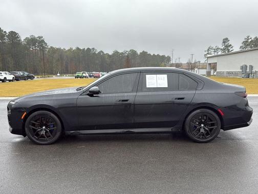 2023 BMW 760 i xDrive