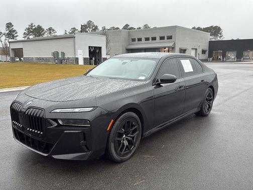 2023 BMW 760 i xDrive