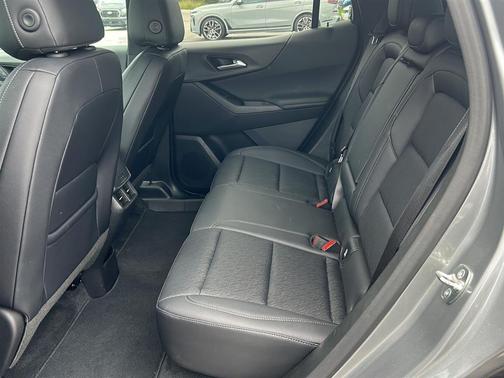 Sterling Gray Metallic 2026 Chevrolet Equinox 1LT