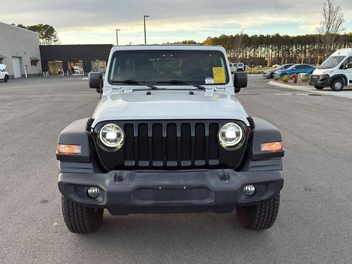 2020 Jeep Wrangler Unlimited Willys 4X4