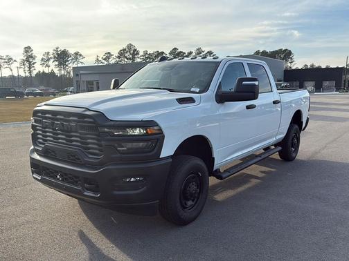 2026 RAM 2500 Tradesman Crew Cab 4x4 6'4' Box