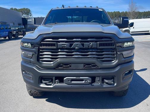 Ceramic Gray Clearcoat 2026 RAM 2500 Tradesman Crew Cab 4x4 6'4' Box