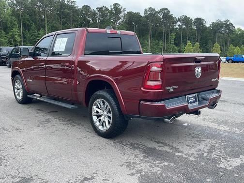 Delmonico Red Pearlcoat 2021 RAM 1500 Laramie