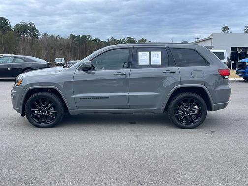 2020 Jeep Grand Cherokee Altitude