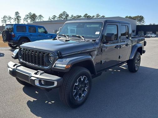 2026 Jeep Gladiator Sahara 4x4