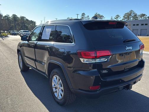 2021 Jeep Grand Cherokee Laredo