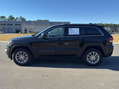 2021 Jeep Grand Cherokee Laredo