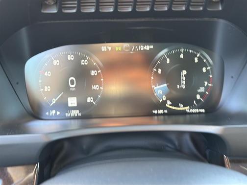 Osmium Grey Metallic 2016 Volvo XC90 T6 Momentum