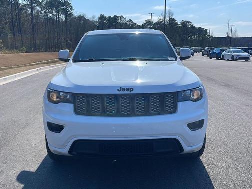 2017 Jeep Grand Cherokee Altitude