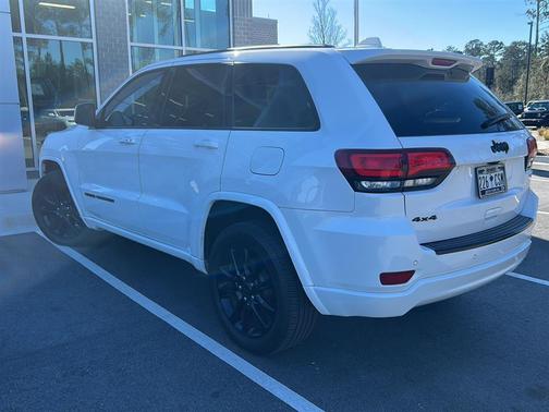 2017 Jeep Grand Cherokee Altitude