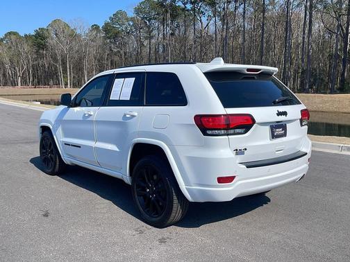 2017 Jeep Grand Cherokee Altitude