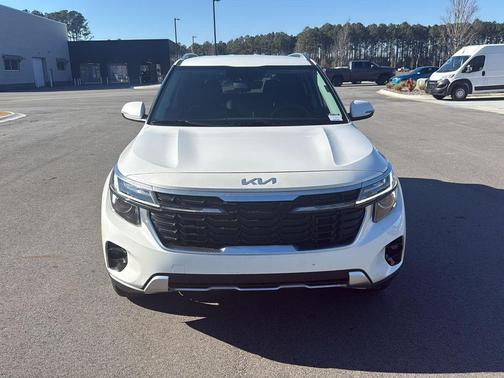 2025 Kia Seltos EX