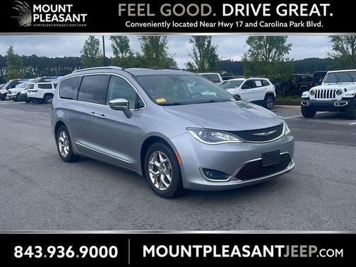Billet Silver Metallic Clearcoat 2017 Chrysler Pacifica Limited