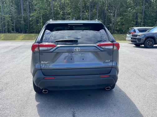 Magnetic Gray Metallic 2025 Toyota RAV4 XLE