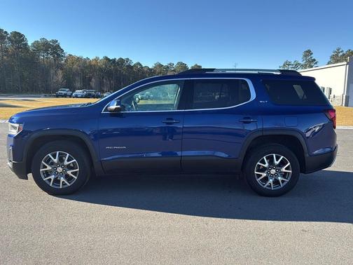 2023 GMC Acadia FWD SLT