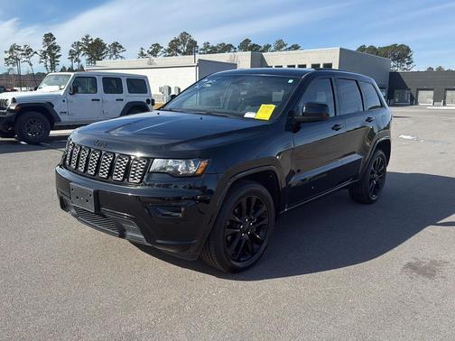 2017 Jeep Grand Cherokee Altitude