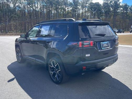 2026 Jeep Cherokee Overland