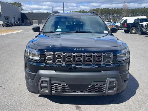 2026 Jeep Cherokee Overland