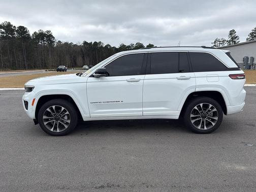 2024 Jeep Grand Cherokee Overland