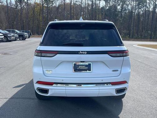 2022 Jeep Grand Cherokee Overland