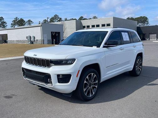 2022 Jeep Grand Cherokee Overland